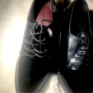 Shoes by ZARA for women, size 10. Color black. New. Never been worn, still